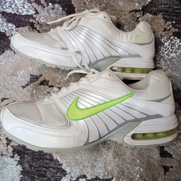 Nike Shoes - Nike shoes